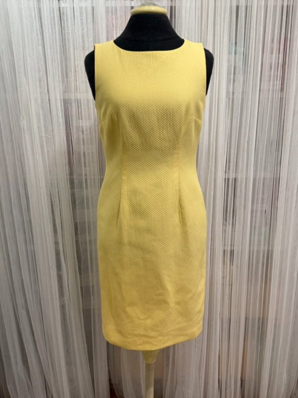 Talbots Women’s Sleeveless Butter Yellow Cotton Sheath Dress Size 4 Petite Lined